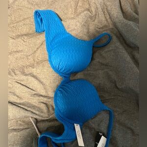 NWT Victoria’s Secret Bikini Top 34C